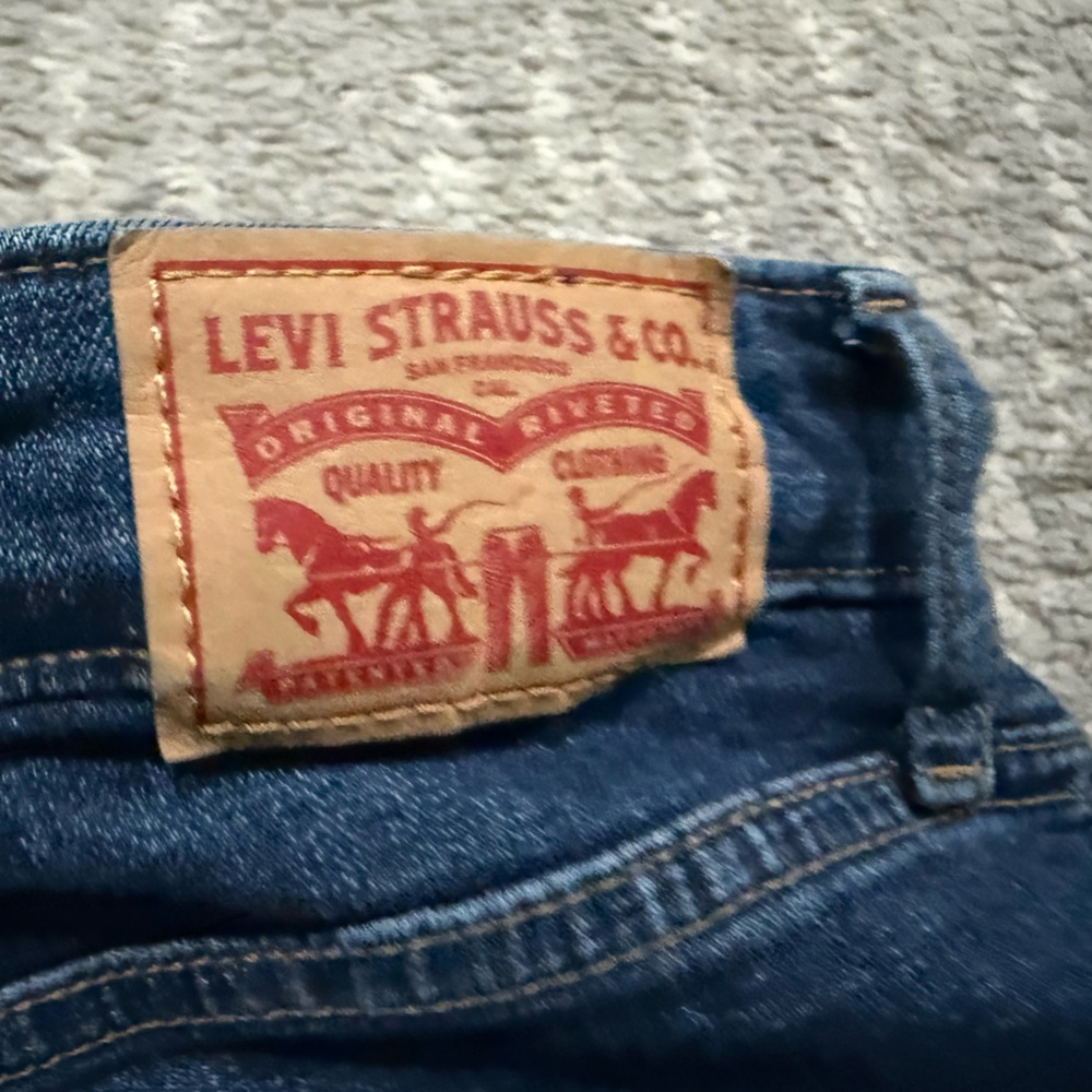 Levi 721 High Rise Skinny Jeans